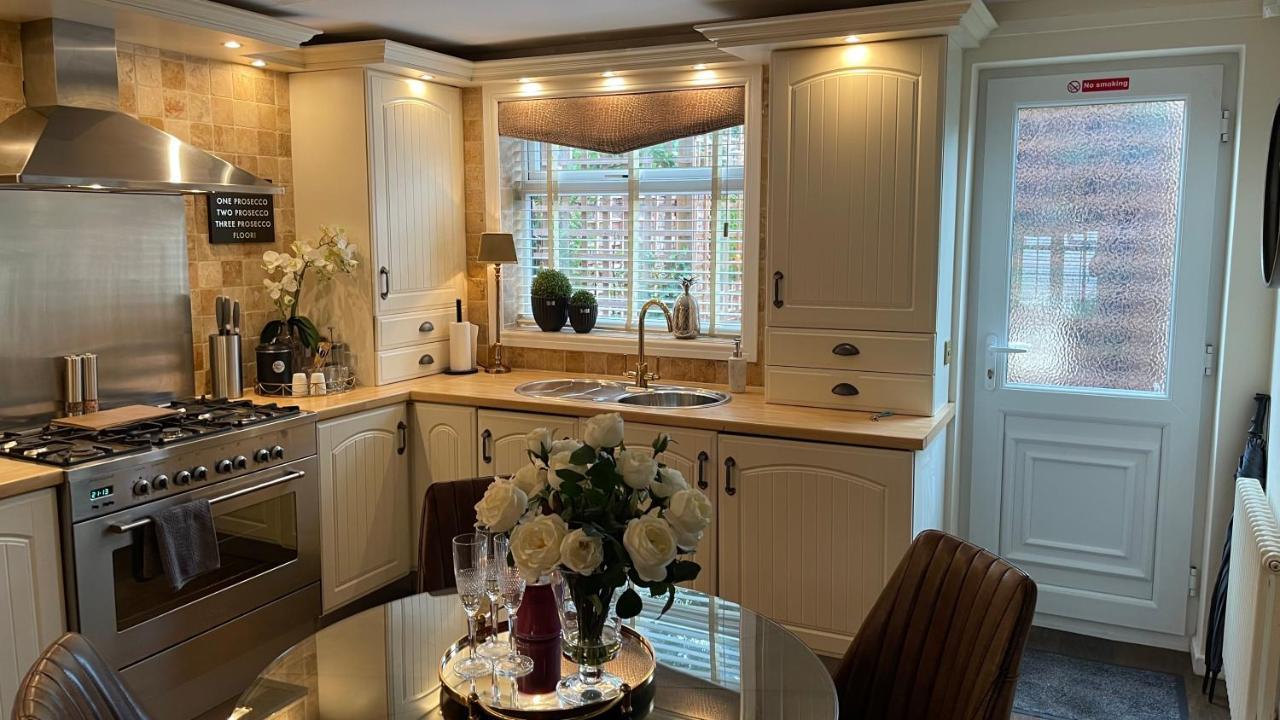 Cosy Cottage Central Bawtry - 2 Bedroom - High End Furnishings Buitenkant foto
